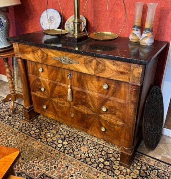 Empire Chest Of Drawers With Detached Columns