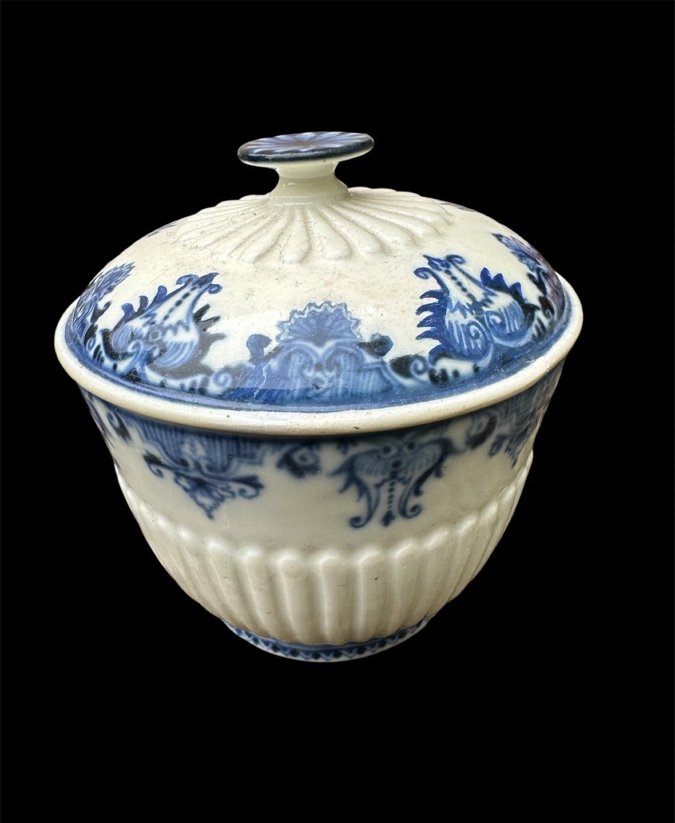 Saint Cloud Soft Porcelain Pot Circa 1700