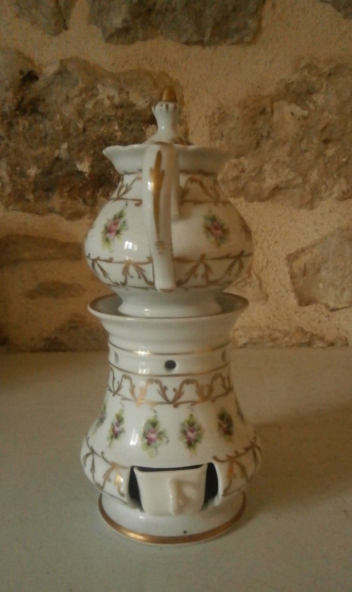 Porcelain Teapot.-photo-4