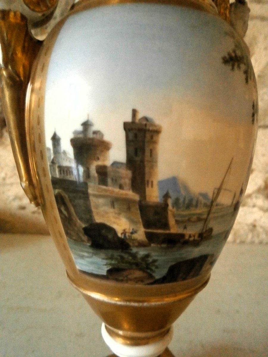 Vase En Porcelaine.-photo-2