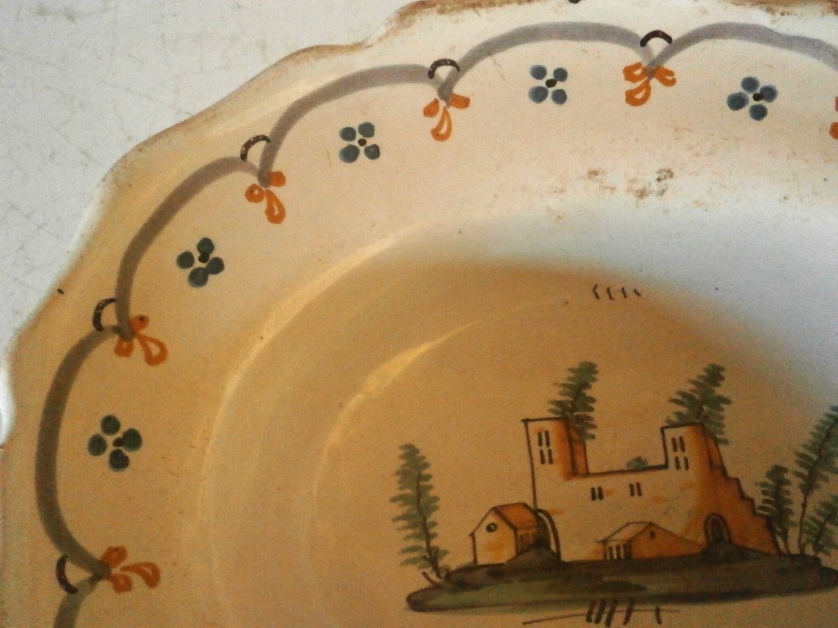 Earthenware Shaving Dish.-photo-2