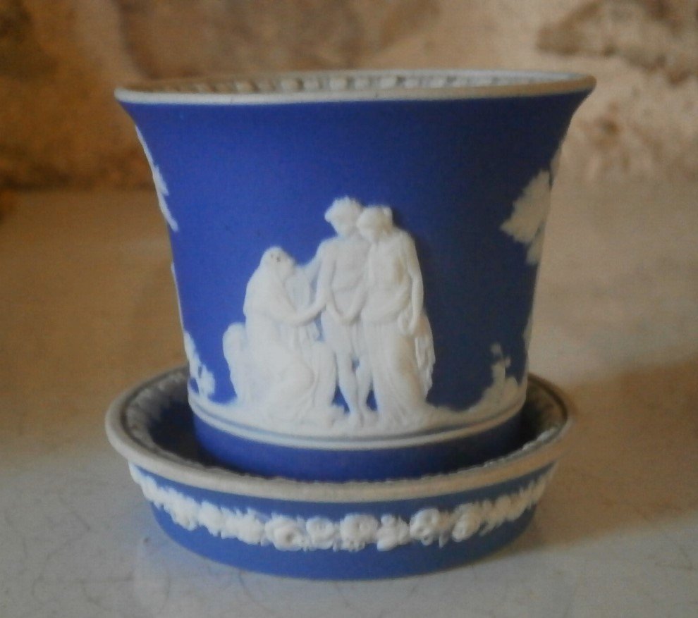 Deux Vases En Porcelaine De Wedgwood.-photo-3