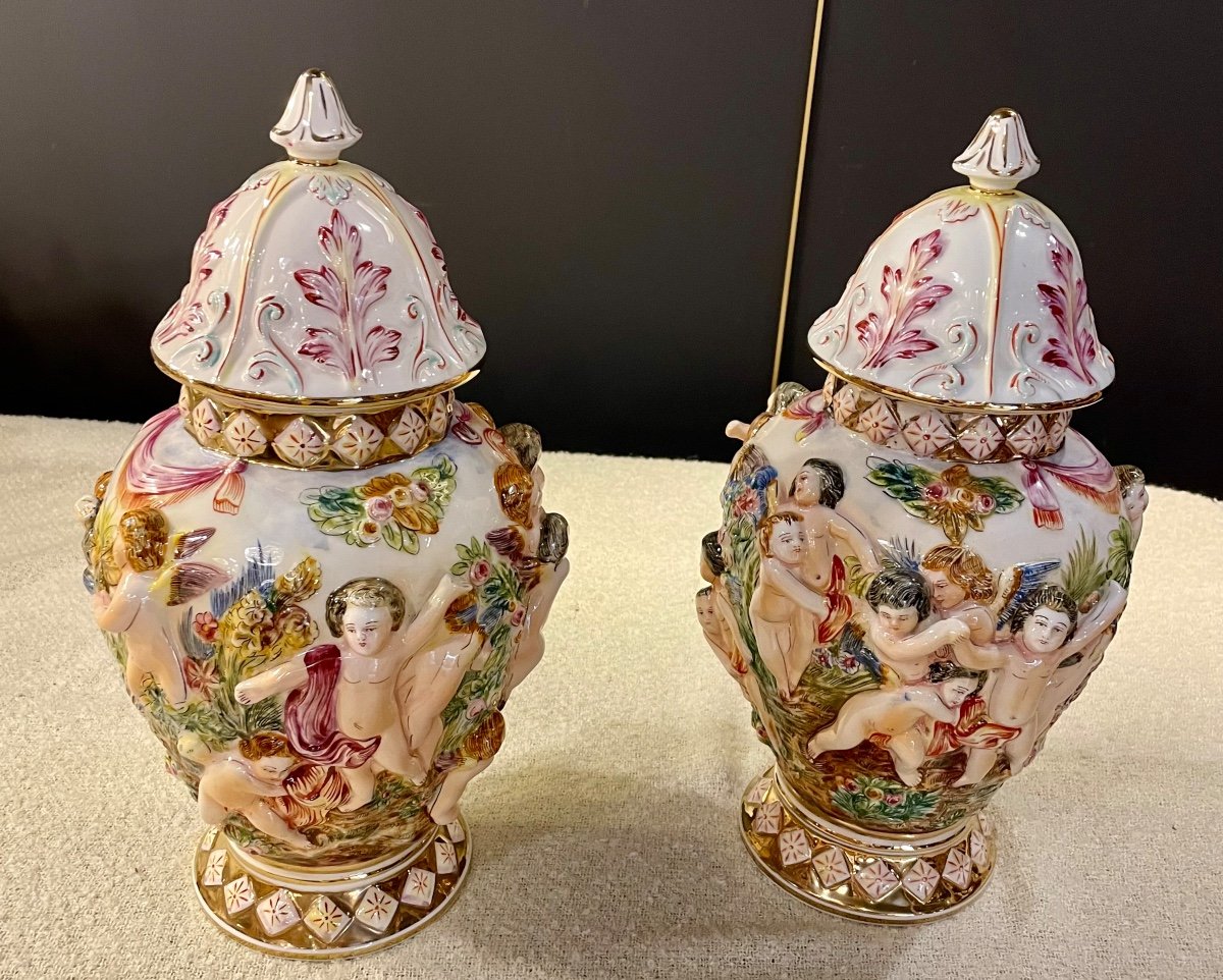 Pair Of Capodimonte Covered Pots-photo-4