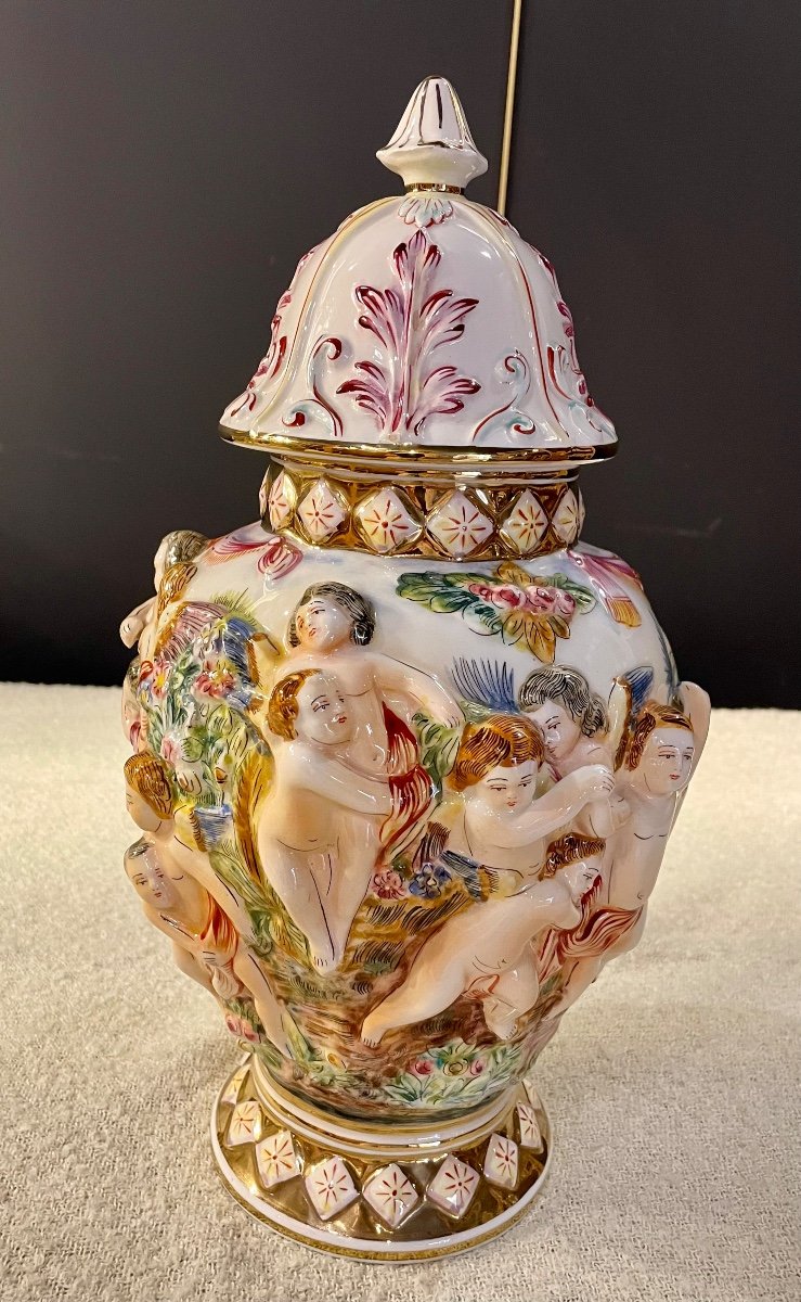 Pair Of Capodimonte Covered Pots-photo-7