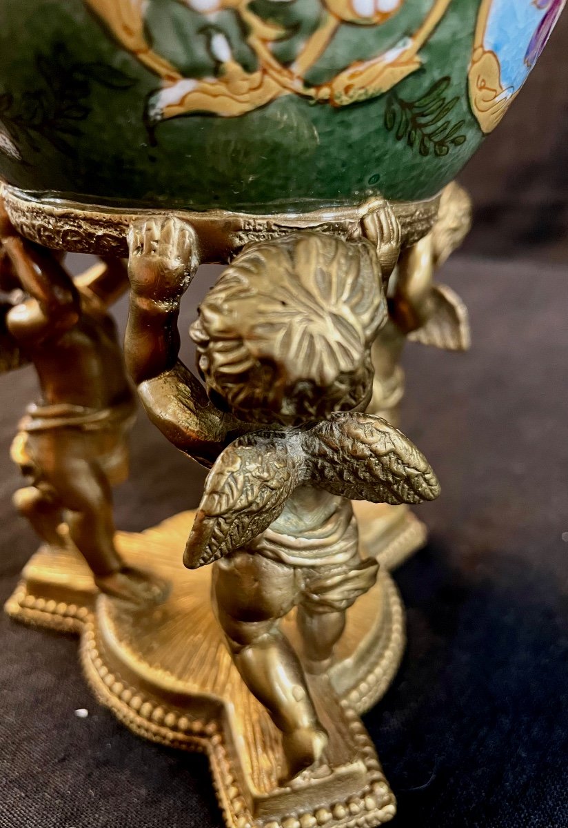 Boîte œuf Porcelaine Pied Tripode Aux en Putti  Bronze-photo-2