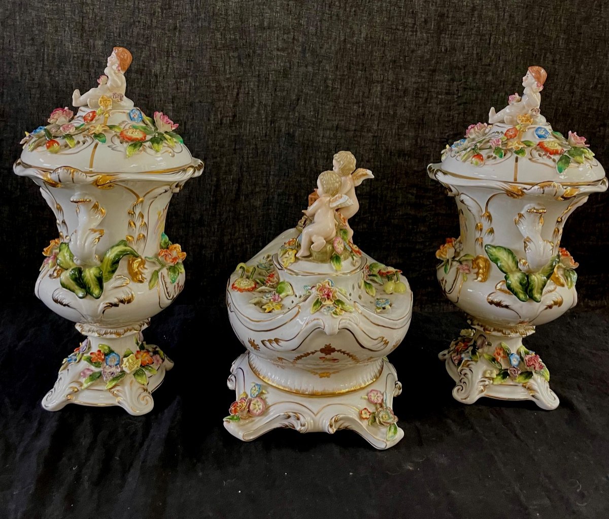 Cappodimonte Porcelain “pot Pourris” Trim-photo-4