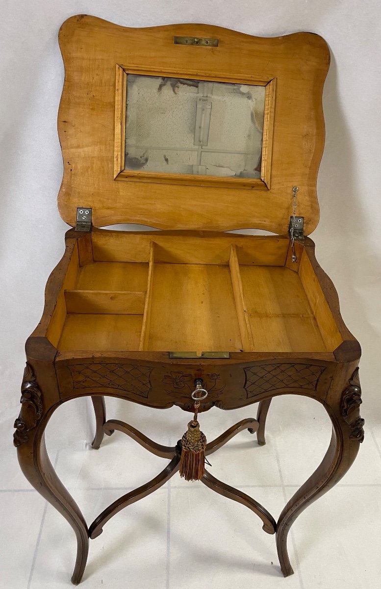 Small Walnut Dressing Table-photo-2