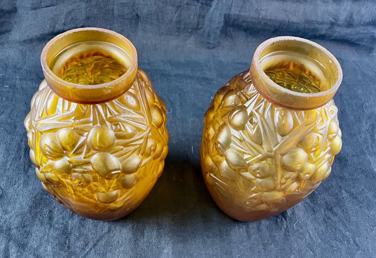 Pair Of “amber Glass Paste” Vases-photo-3