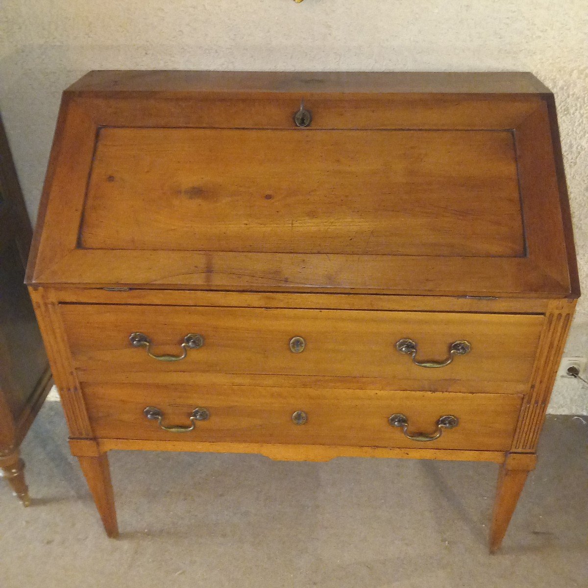 Bureau de pente Louis XVI, époque 18ème, en noyer.-photo-1