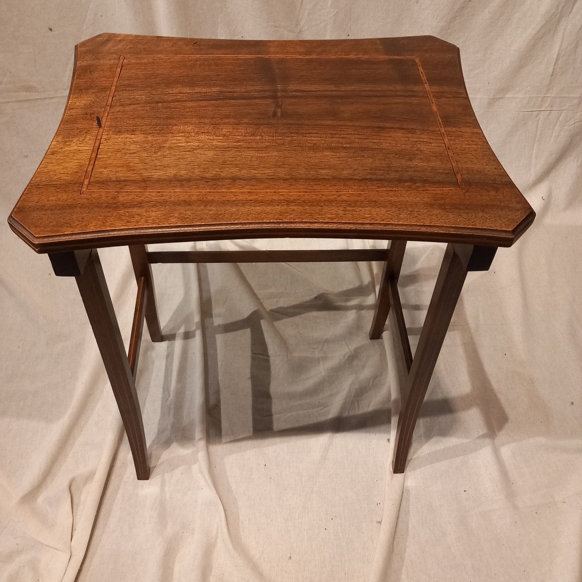 Series Of Three Nesting Tables In Walnut, Late 19th Century.-photo-1