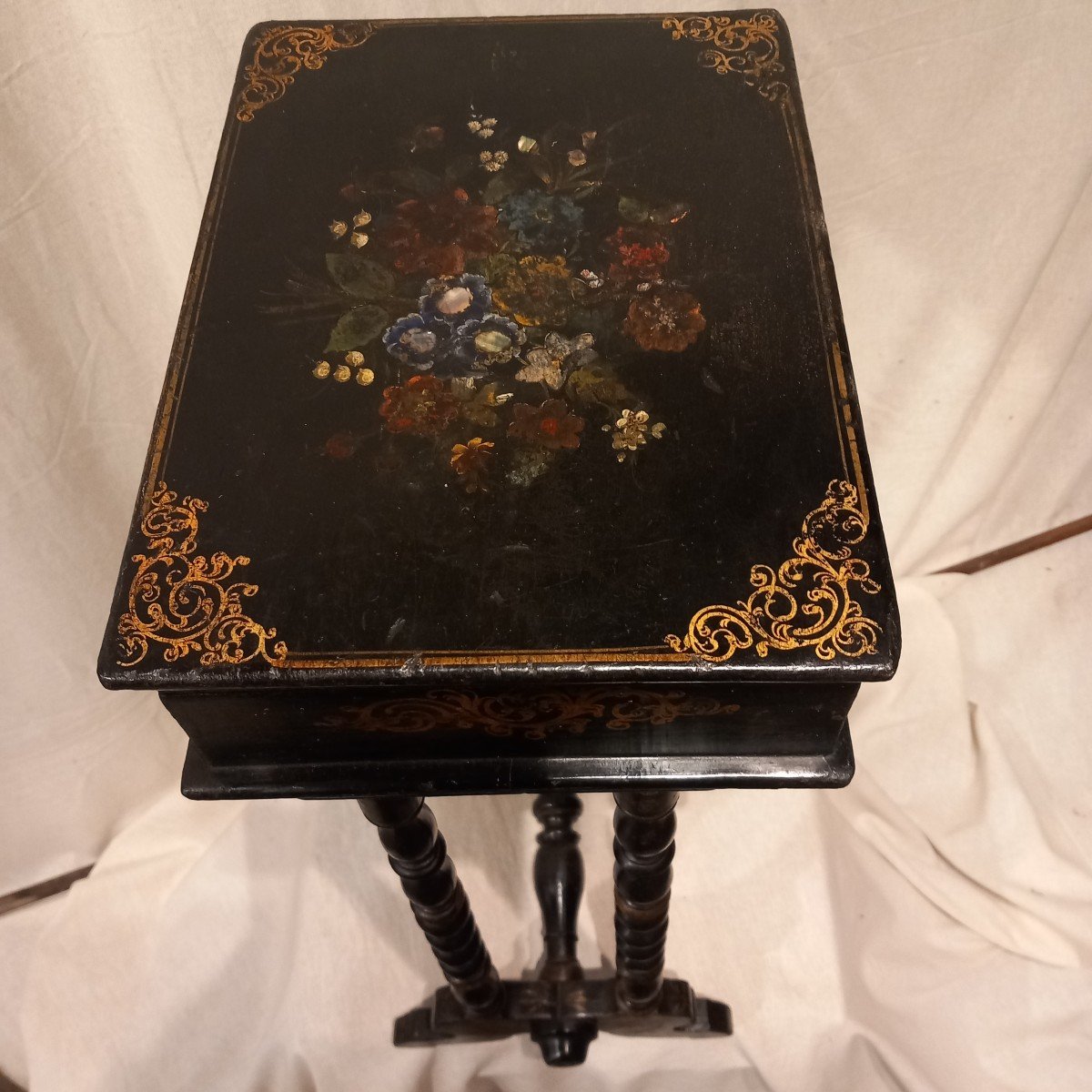 Charming Child's Sewing Box, Napoleon III Period-photo-2