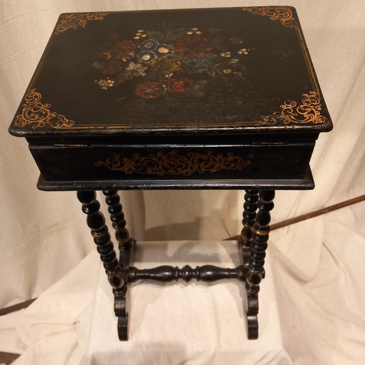 Charming Child's Sewing Box, Napoleon III Period-photo-8