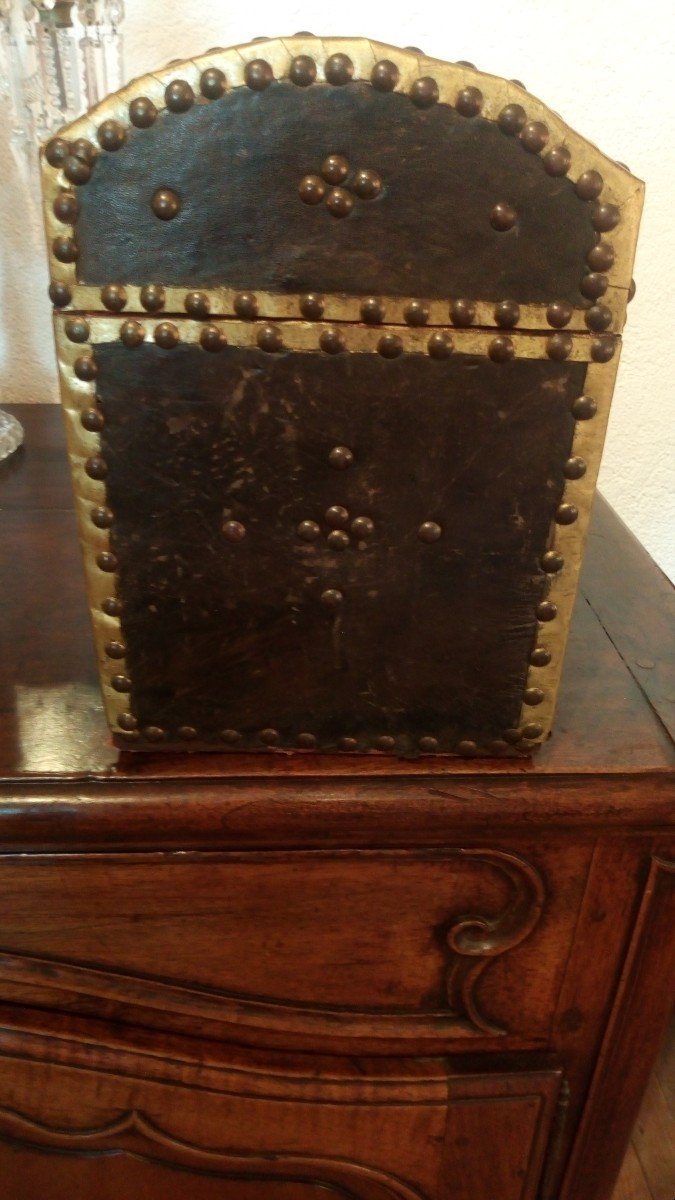 Leather And Studded Box.-photo-2