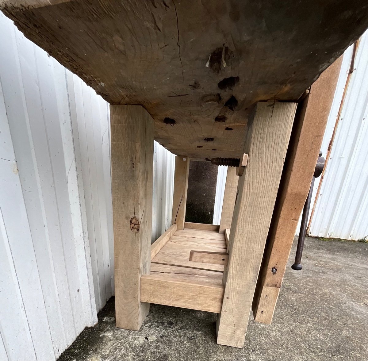 Antique French Carpenter's Workbench Oak And Ash Work Table With Press And Shelf-photo-3