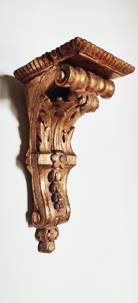 Console d'applique rurale LXIV en bois doré d'époque début XVIIIème .-photo-3