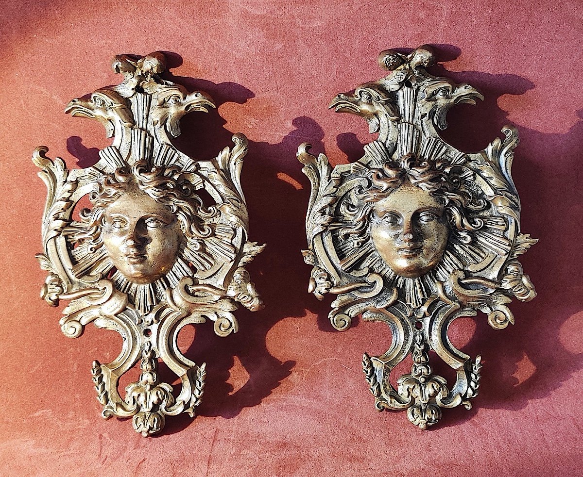 Paire de grandes plaques en bronze à "Mascarons" de Style L.XIV.-photo-4