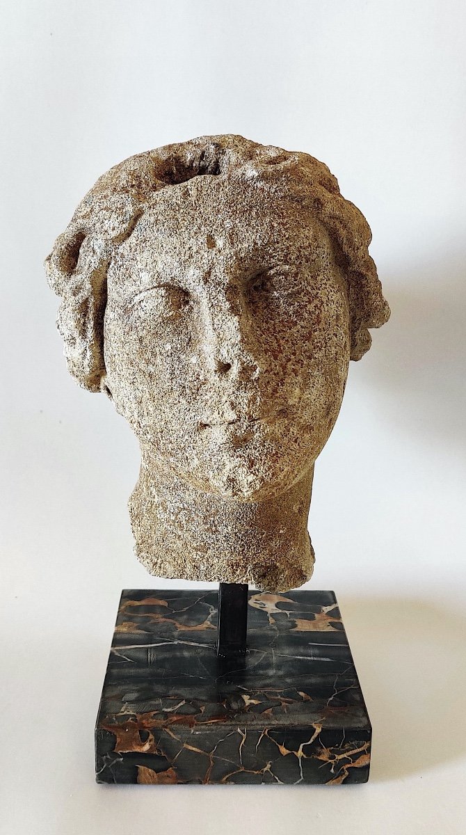 Head Of An "ancient Goddess" In Carved Stone From The Lxiv Period-photo-4