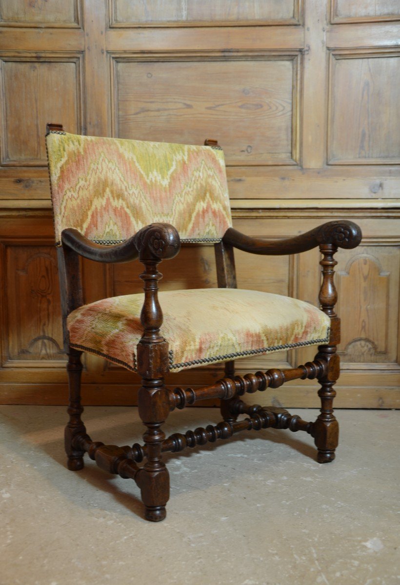 Louis XIII Period Arm Chair.-photo-4