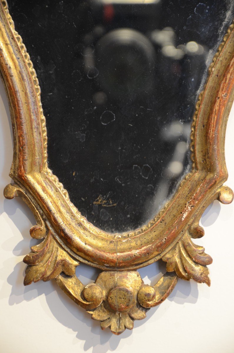 Small Louis XV Style Mirror.-photo-1