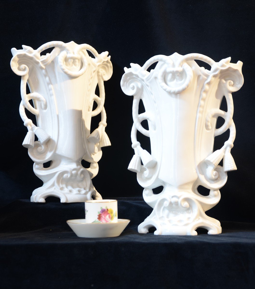 Paire de vases en porcelaine. Dix-neuvième siècle.-photo-5