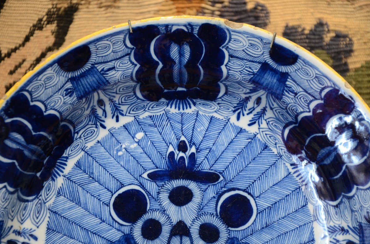 Delft Earthenware Dish. First Half Of The Eighteenth Century.-photo-4