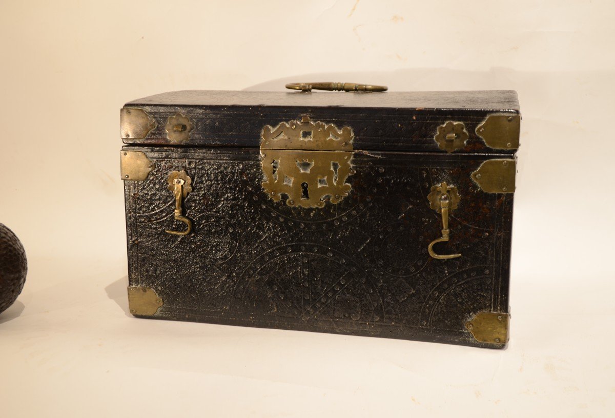 Louis XIII Period Box.-photo-2