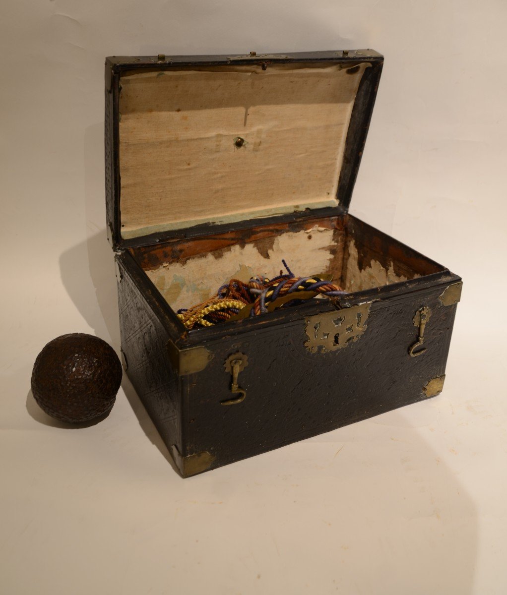 Louis XIII Period Box.-photo-4