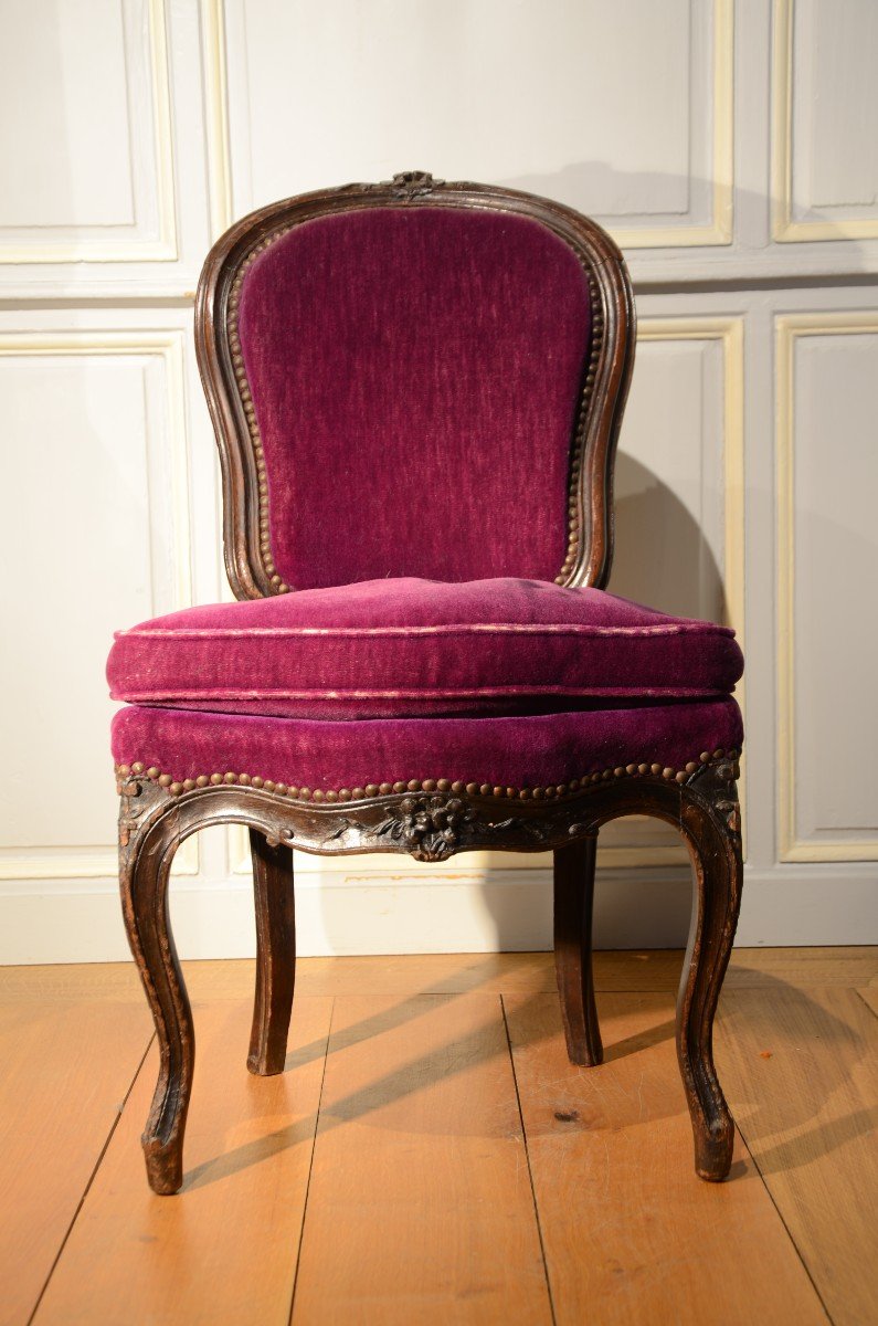 Chaise d'époque Louis XV.