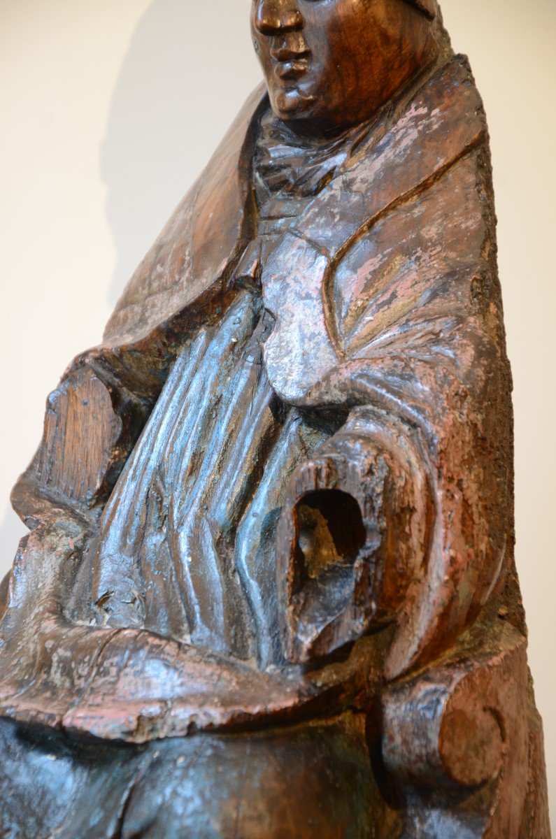 Carved Wooden Bishop. Sixteenth Century.-photo-3