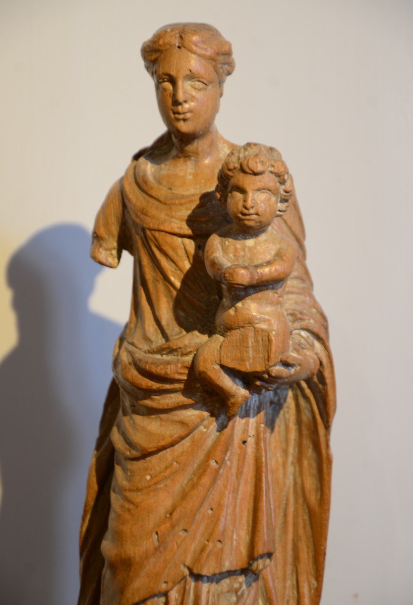 Petite Vierge à l' Enfant. Début du dix-septième siècle.-photo-1