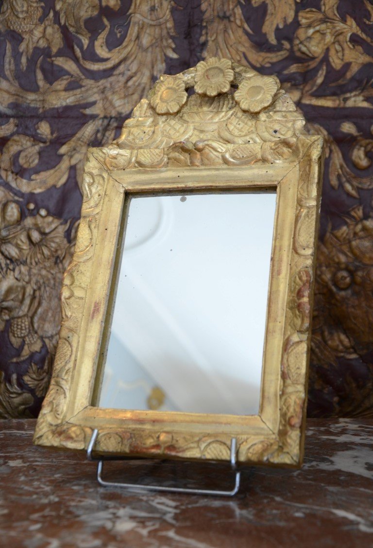 Small Regency Period Mirror.-photo-4