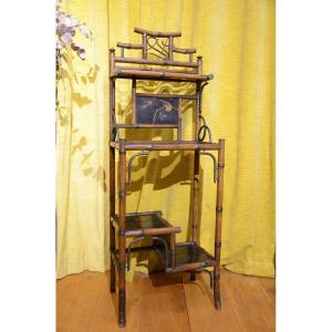 Japanese Style Shelf In Bamboo And Lacquer. End Of The 19th Century.