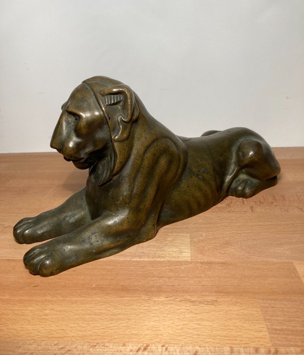 Reclining Lion Bronze Sculpture