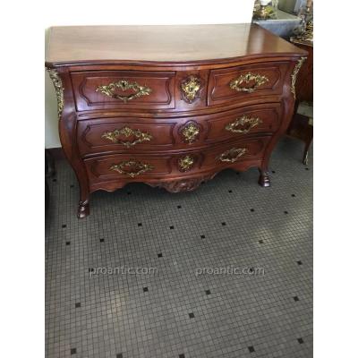  Belle Commode Tombeau en Noyer 