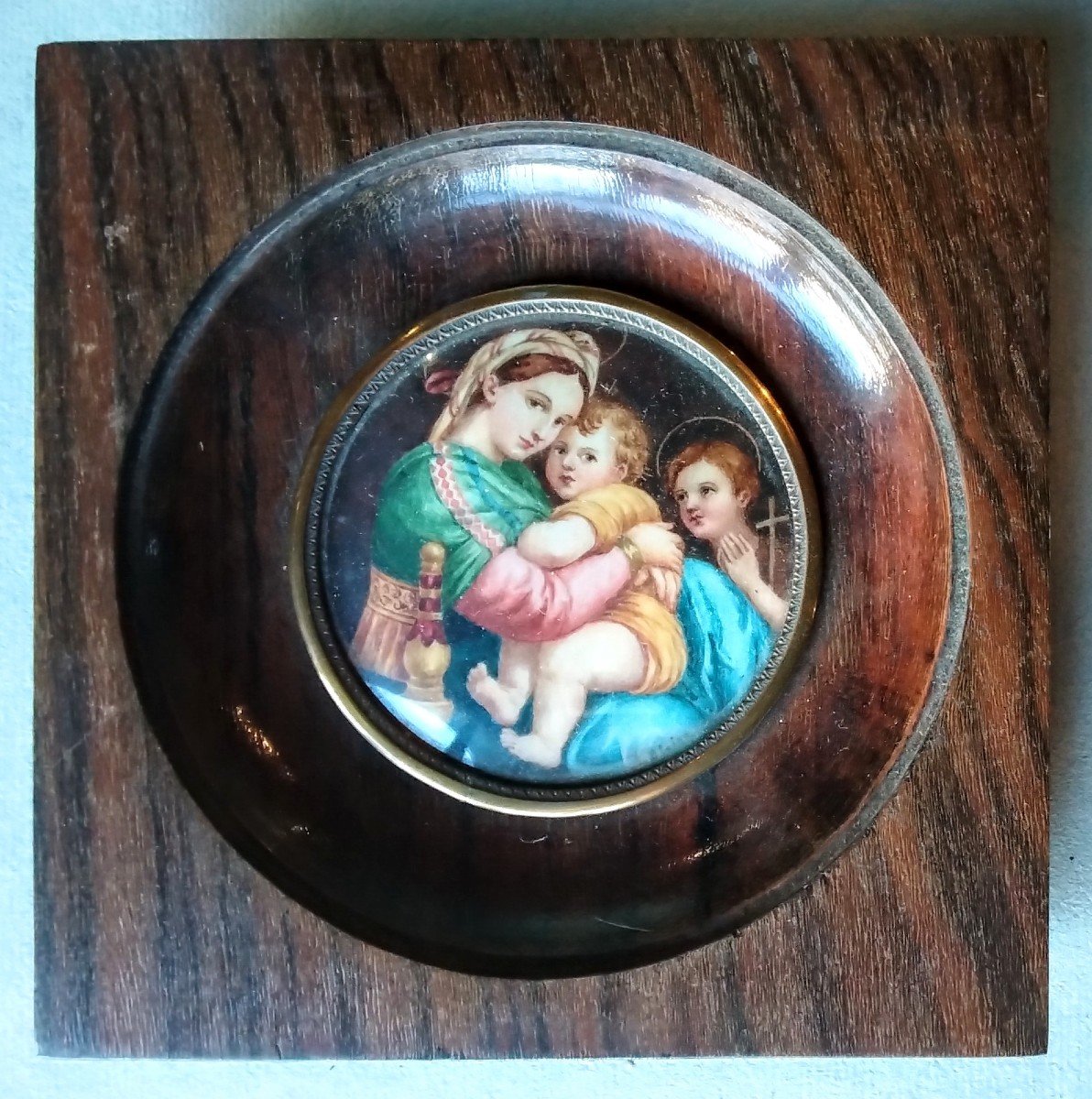 - Oil On Ivory - The Virgin And Child With The Little Baptist - Signed --photo-2