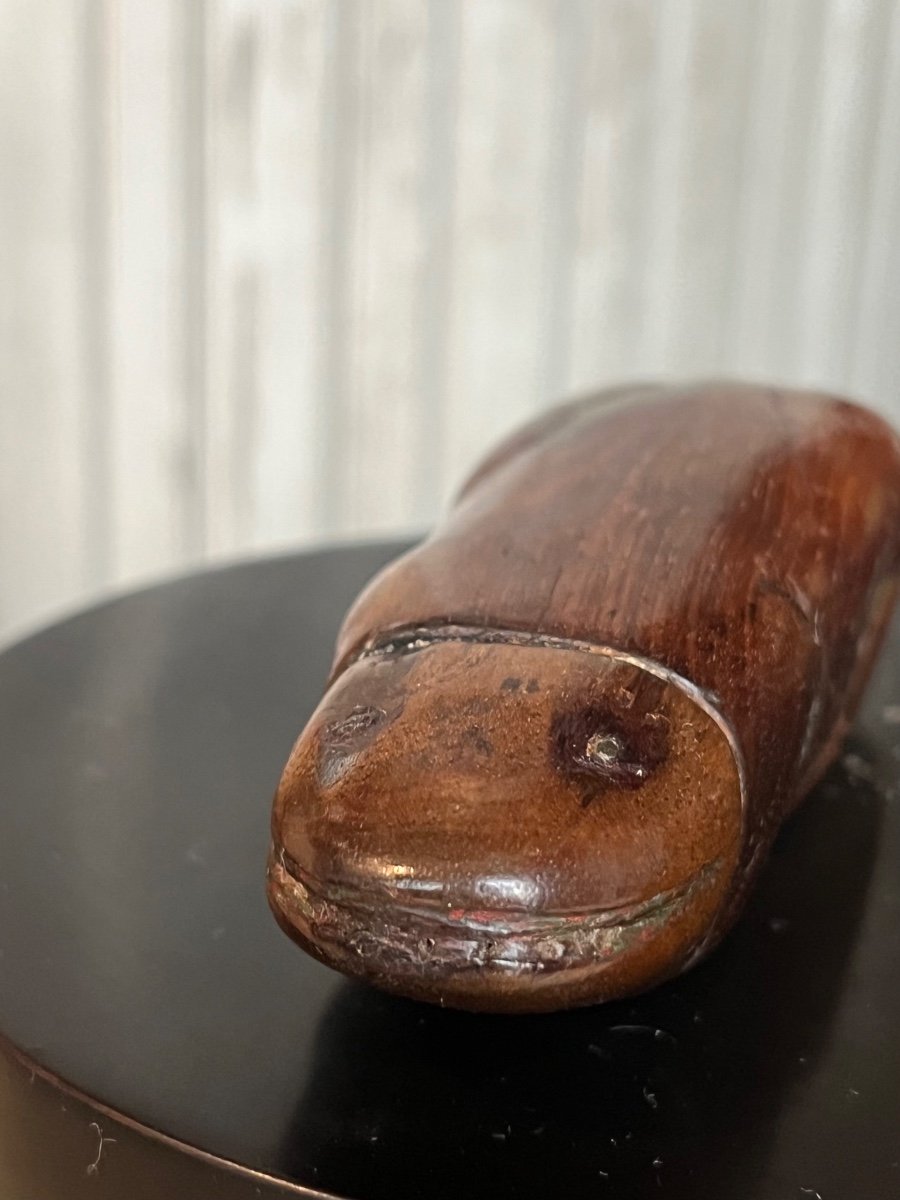 Zoomorphic Wooden Snuff Box.-photo-2