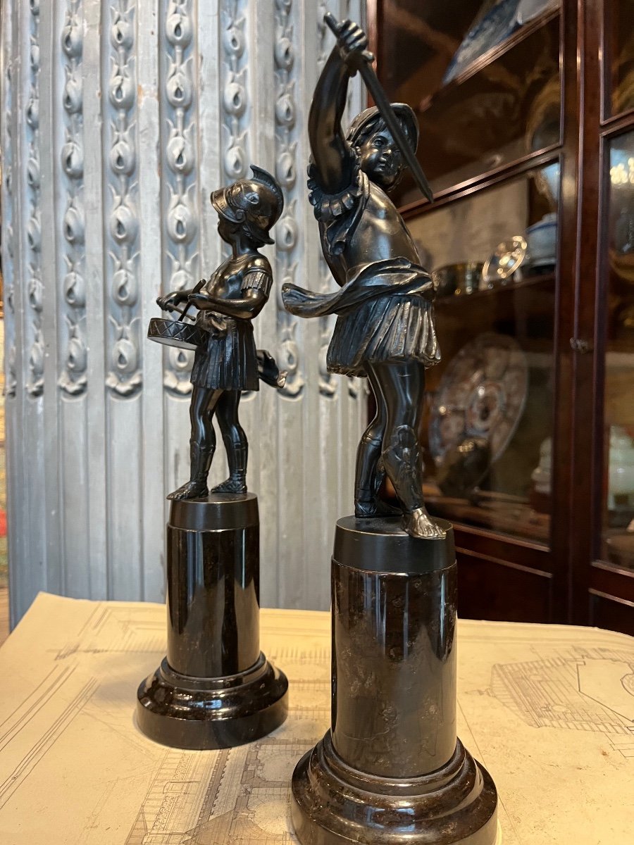 Pair Of Bronze Subjects Depicting Two Children.-photo-2