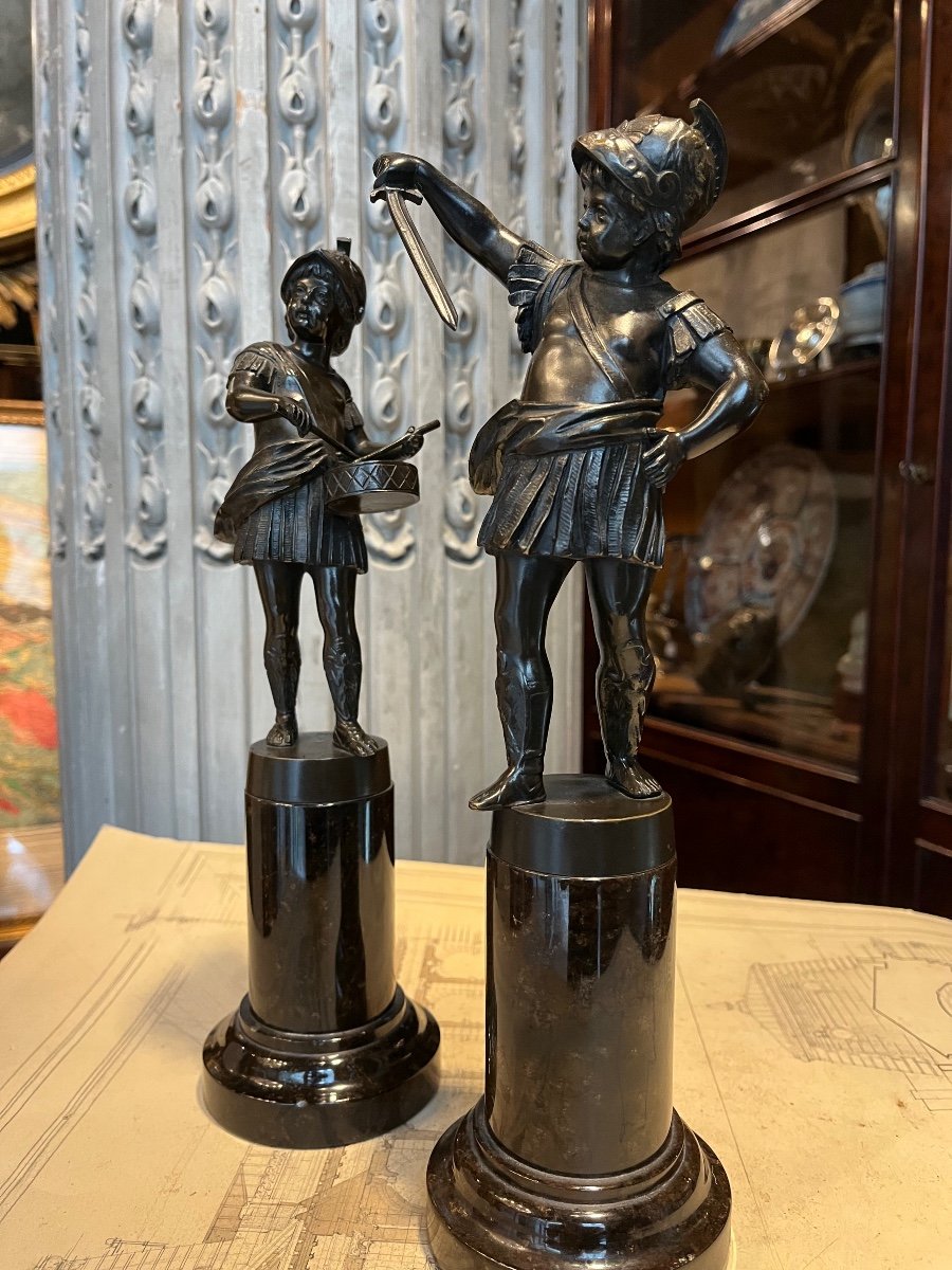 Pair Of Bronze Subjects Depicting Two Children.-photo-4