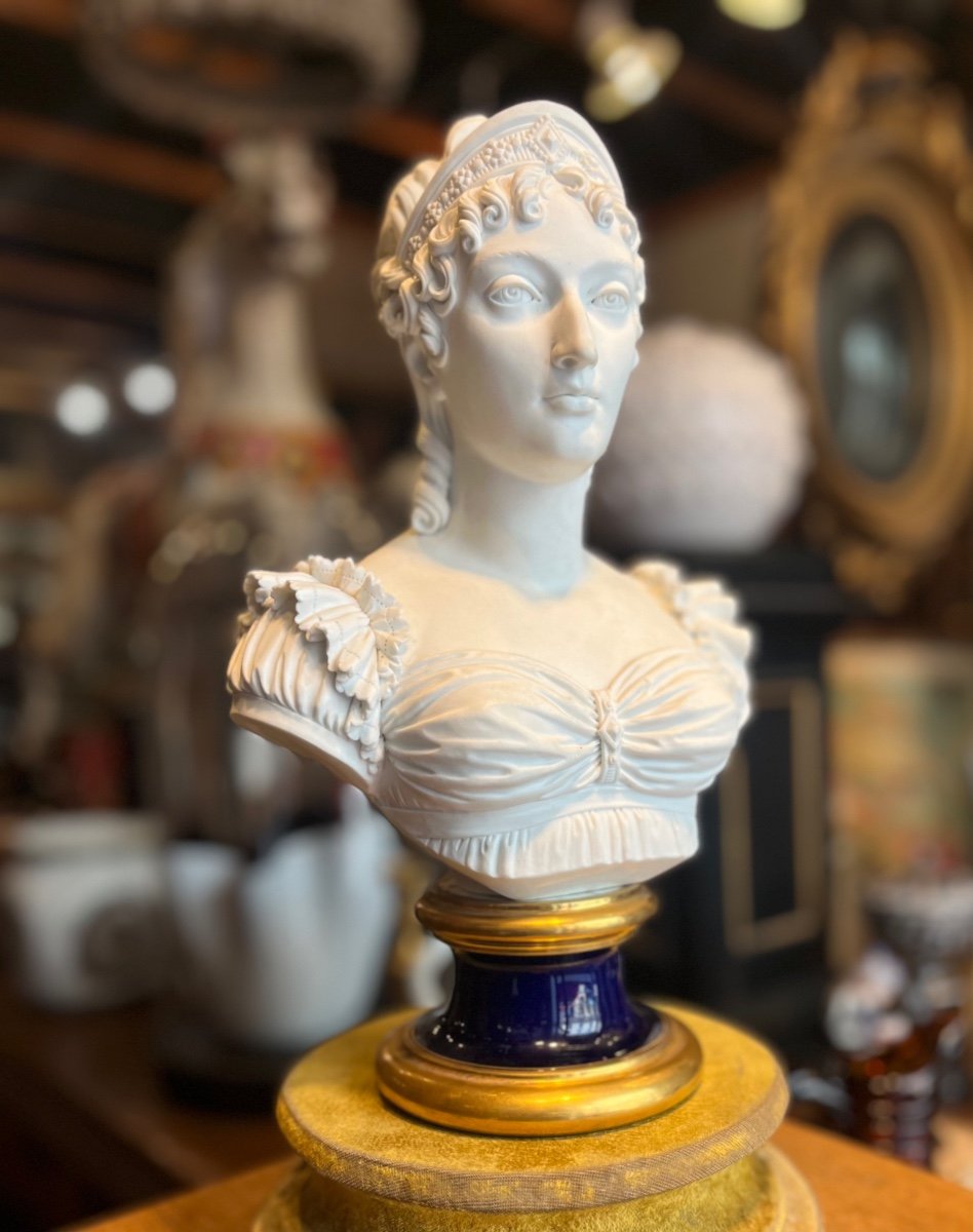 Sèvres. Two Porcelain Biscuit Busts.-photo-1