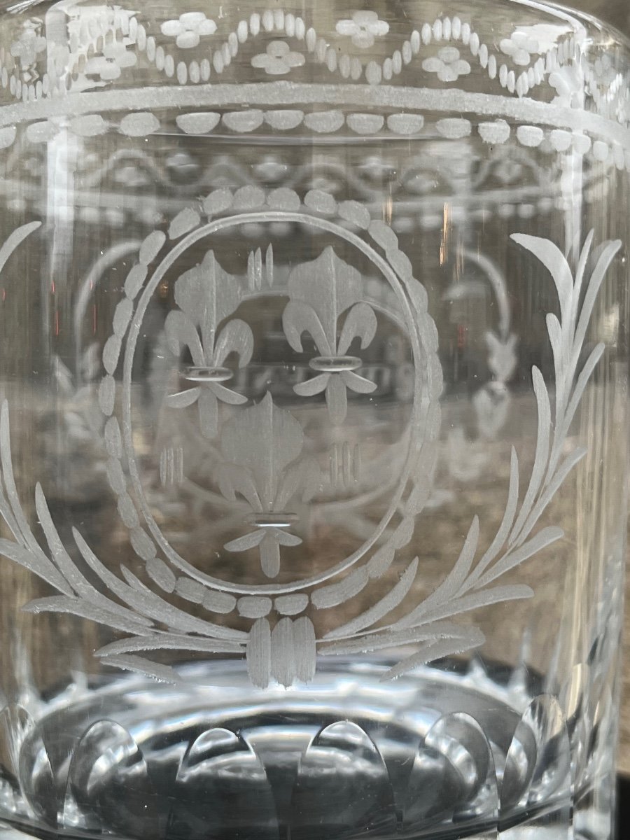 Cut Crystal Goblet With The Coat Of Arms Of France.-photo-1