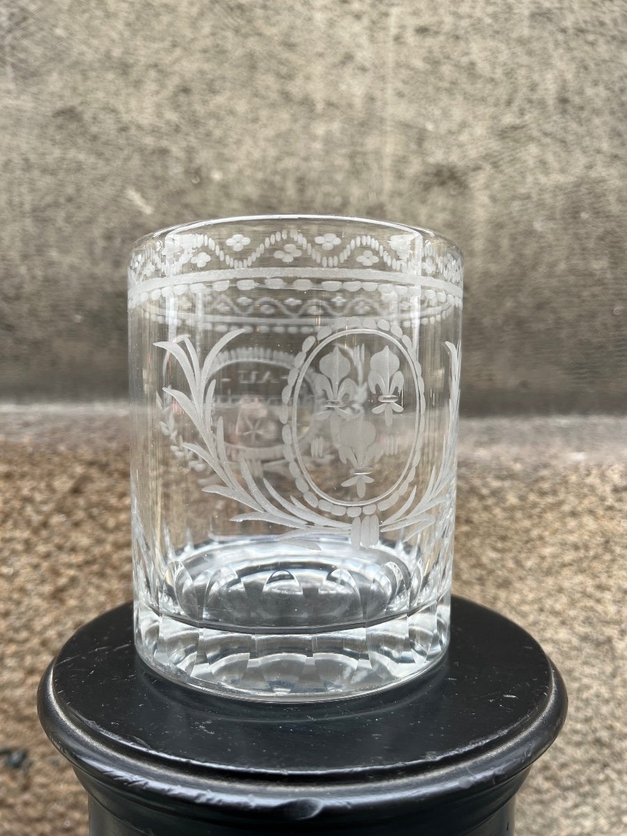 Cut Crystal Goblet With The Coat Of Arms Of France.-photo-4