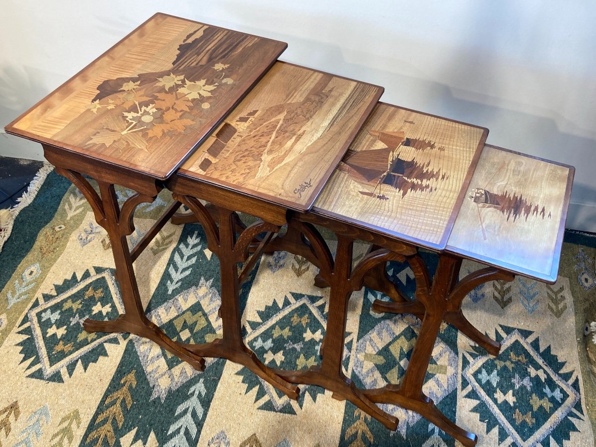 Tables Gigognes Art Nouveau Signées émile Gallé