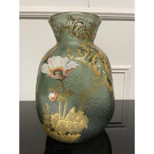 antique indian vase absolutely beautiful!