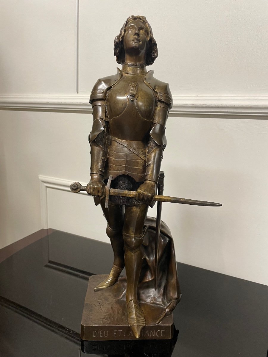 Georges Ernest Saulo - Joan Of Arc In Bronze Armor H: 49 Cm