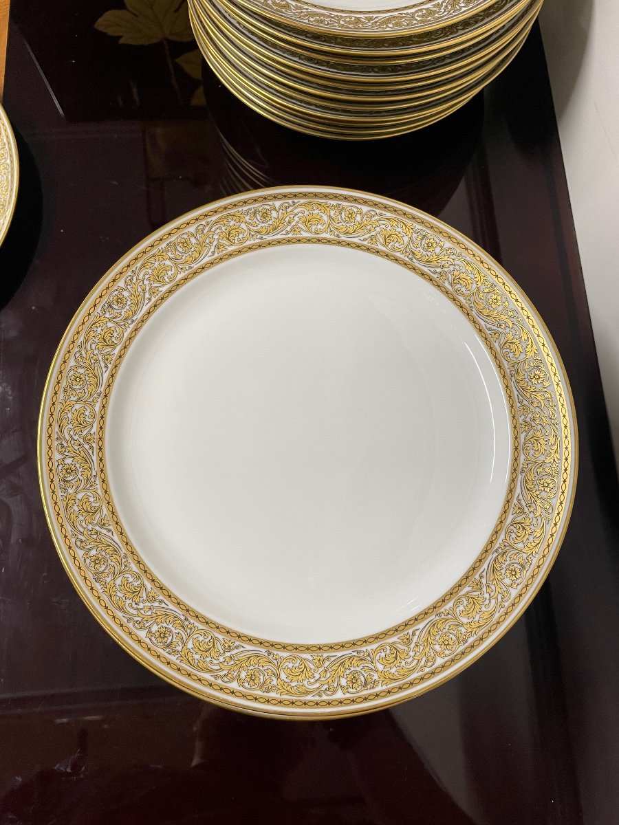 Bernardaud - Series Of 24 Golden Limoges Porcelain Plates -photo-4