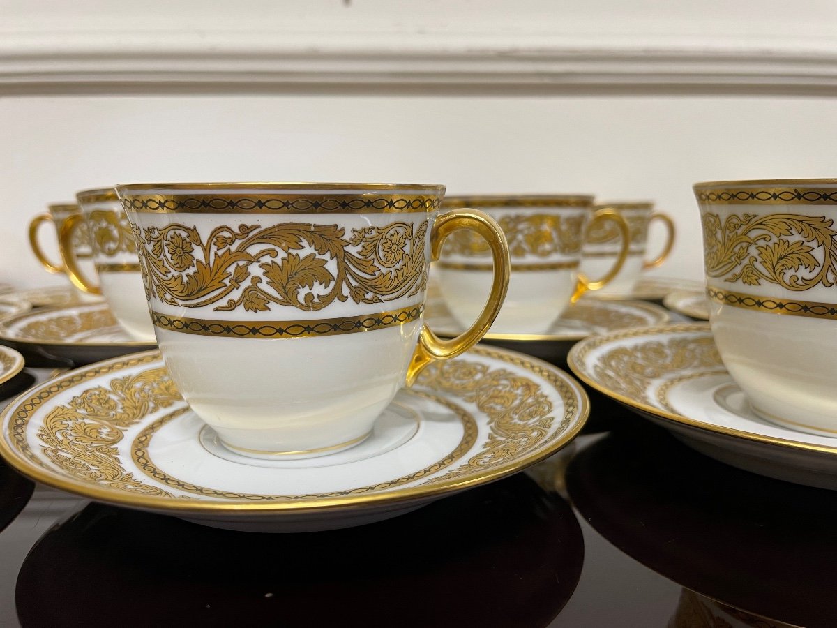 Bernardaud - Suite De 12 Tasses à Café Dorées En Porcelaine De Limoges -photo-2