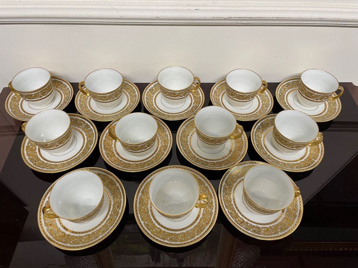 Bernardaud - Suite De 12 Tasses à Café Dorées En Porcelaine De Limoges -photo-4