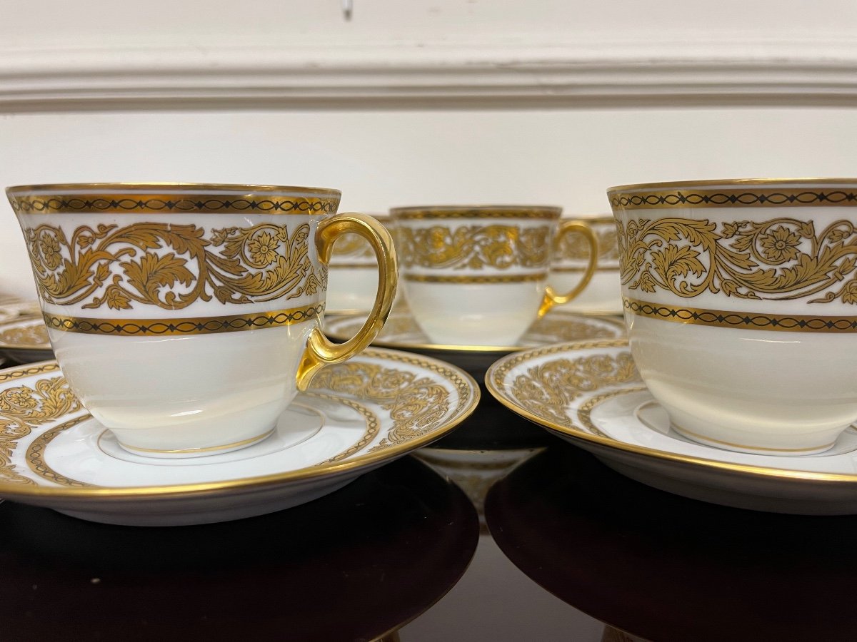 Bernardaud - Suite De 12 Tasses à Café Dorées En Porcelaine De Limoges -photo-1