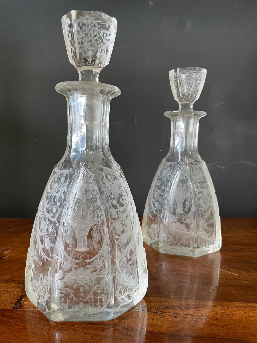 Paire De Carafes En Cristal Gravé époque 19ème