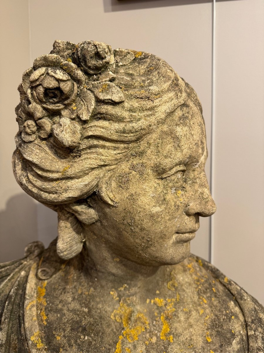 "Flore" Par F. Roucourt: Buste De Parc En Pierre Sculptée Signé Et Daté 1785-photo-2